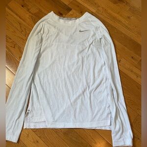 Beautiful Nike cotton long sleeve